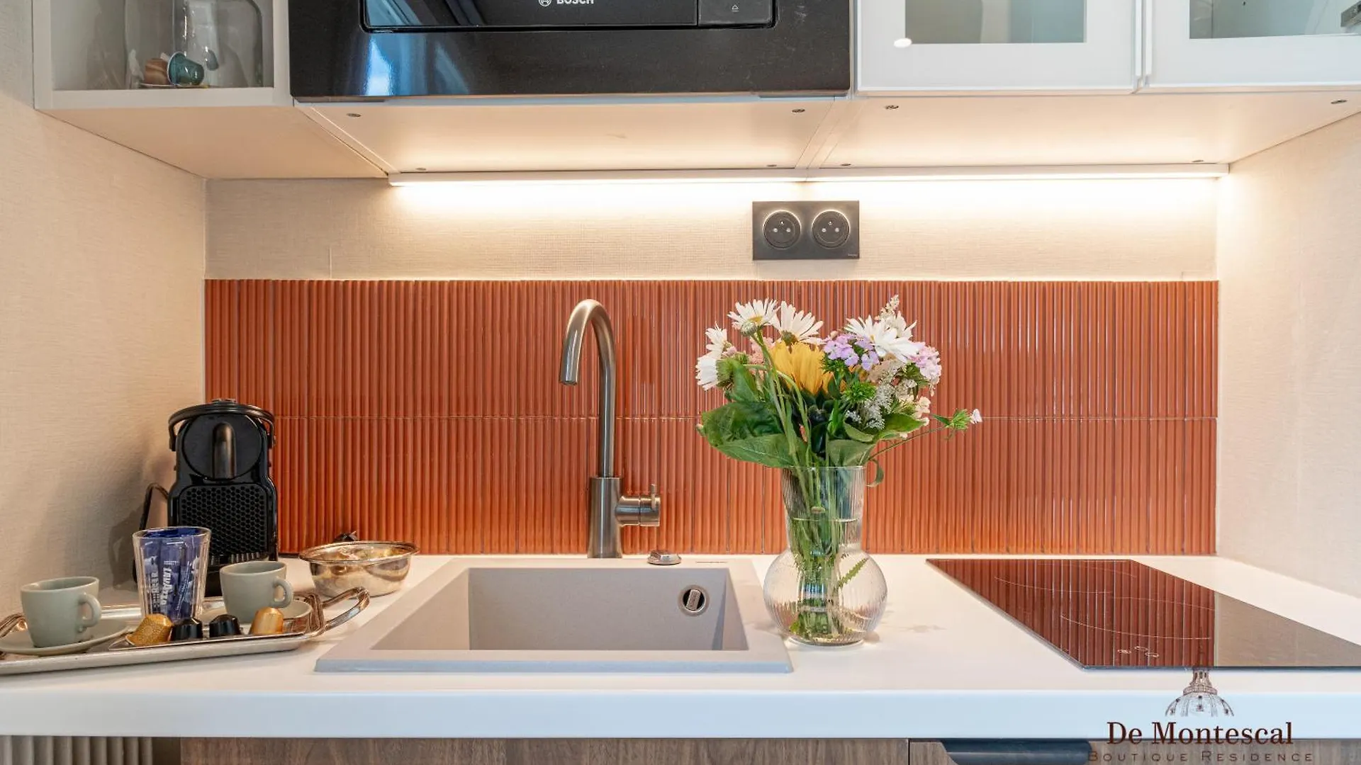 De Montescal- Montparnasse Central With Ac 11 To 14M2 Studio In A Prime Location Paris France