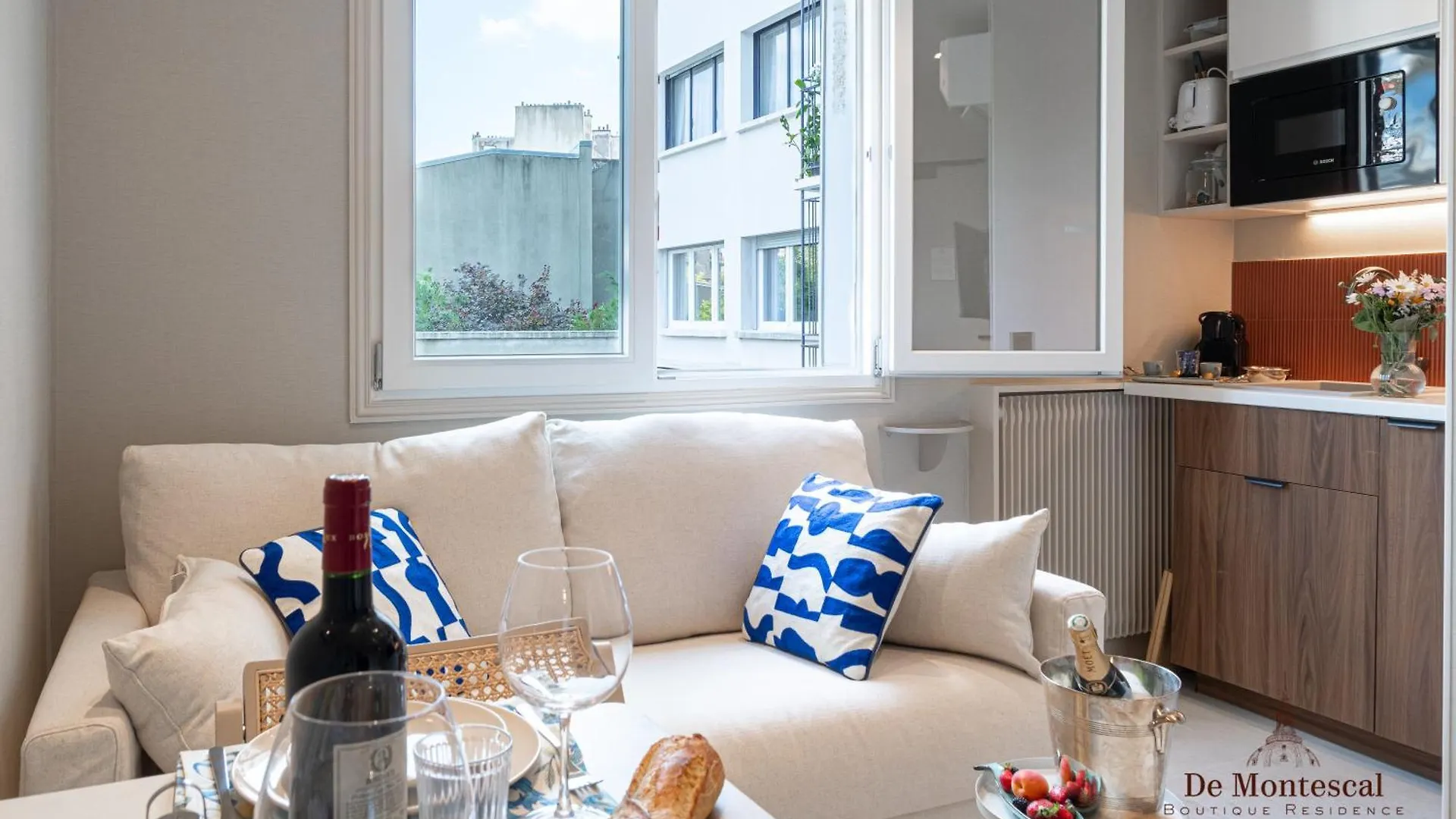 De Montescal- Montparnasse Central With Ac 11 To 14M2 Studio In A Prime Location Paris